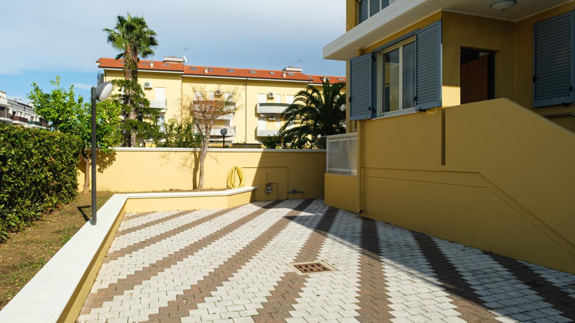 Smart And Sea Apartment Tortoreto Exterior foto